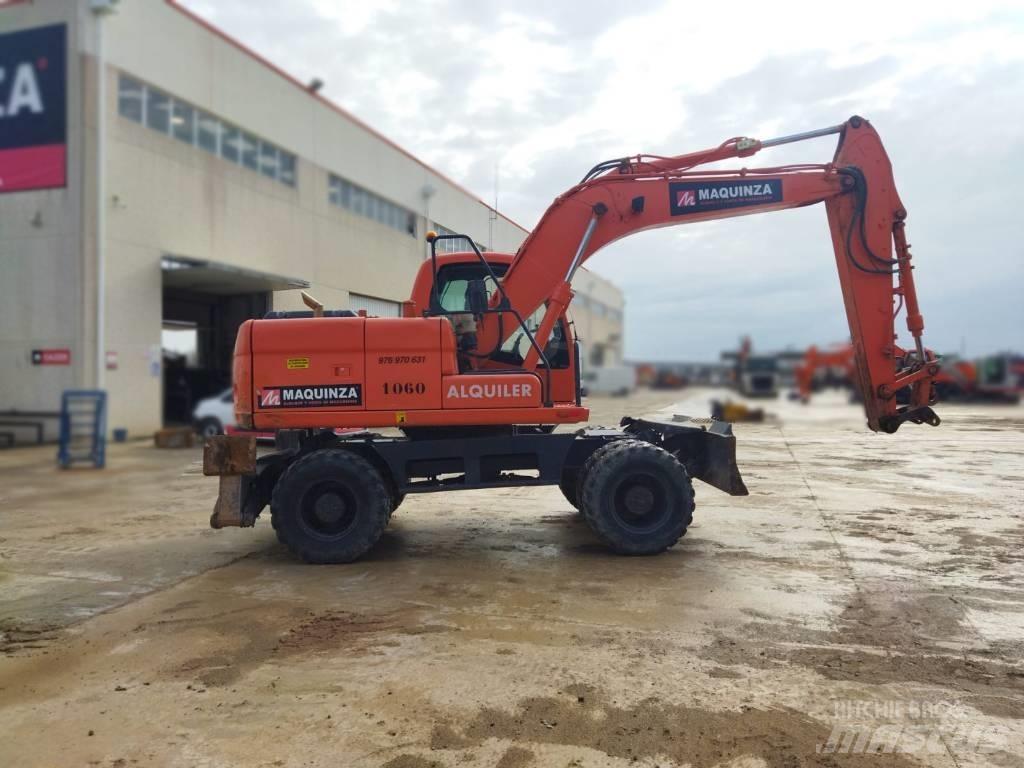 Doosan DX 140 W Колісні екскаватори