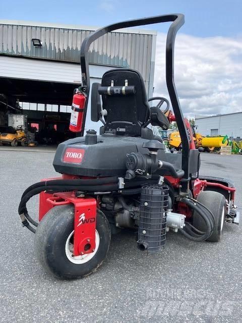 Toro 3250D Газонокосарки