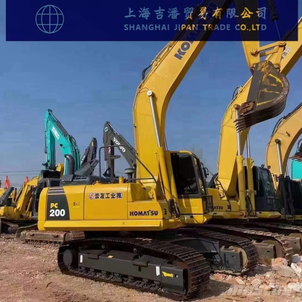 Komatsu PC 200 Гусеничні екскаватори