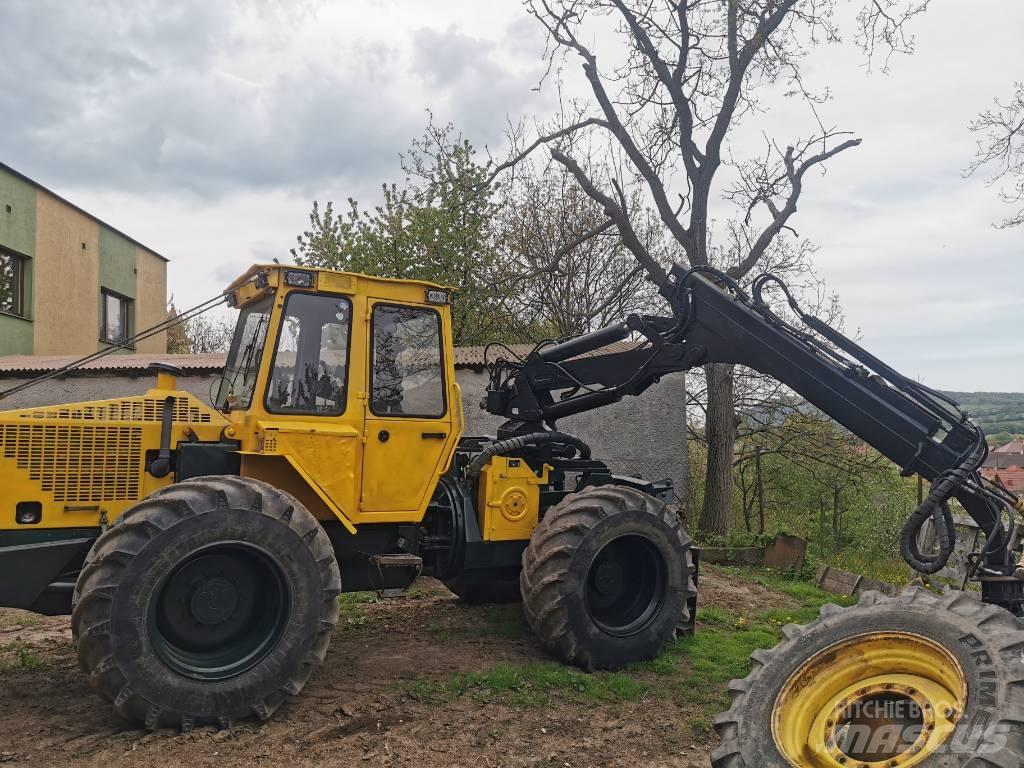 HSM 904 Z Трельовочні трактора