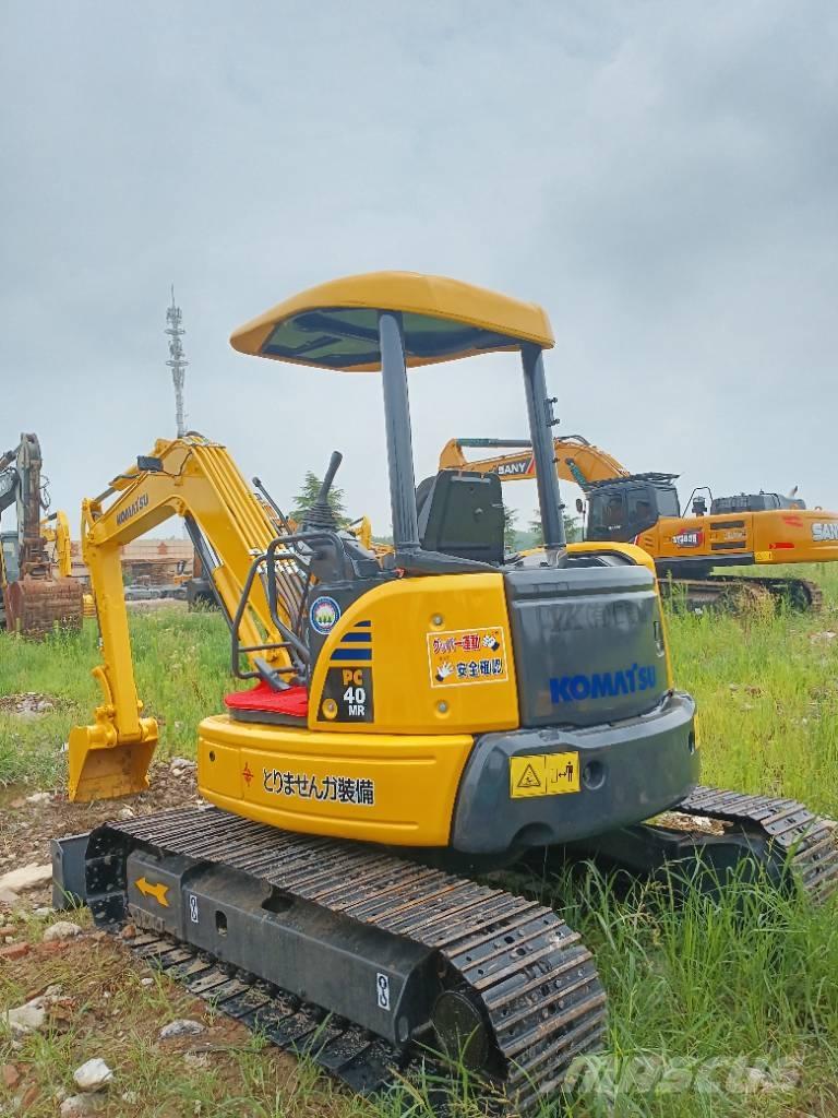 Komatsu PC 40 Гусеничні екскаватори
