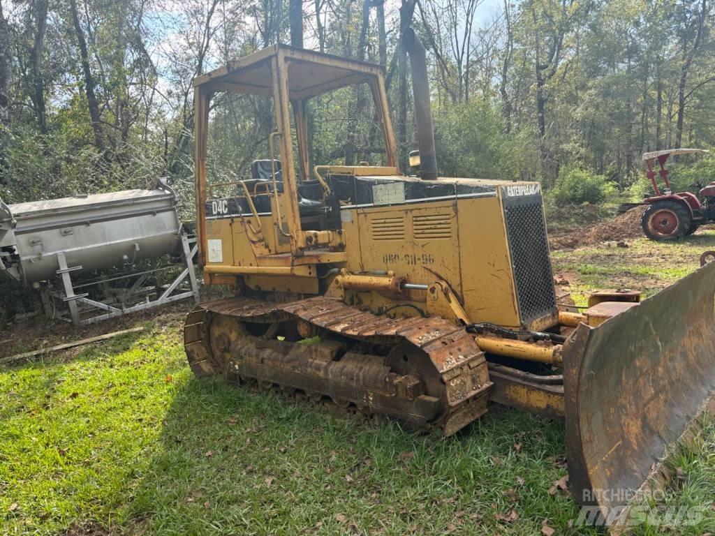 CAT D 4 C Гусеничні бульдозери