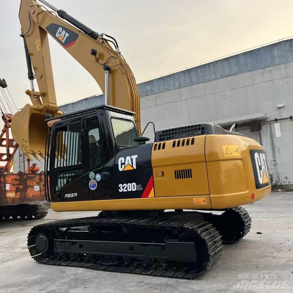 CAT 320D2 Середні екскаватори 7т. - 12т.