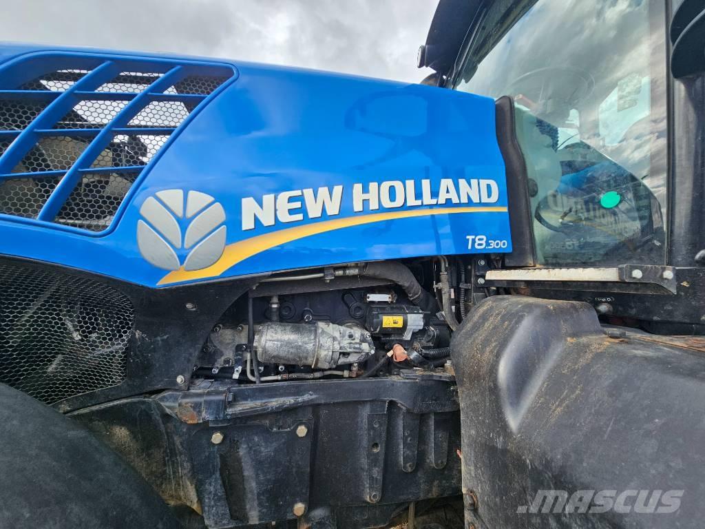 New Holland T 8.300 Трактори