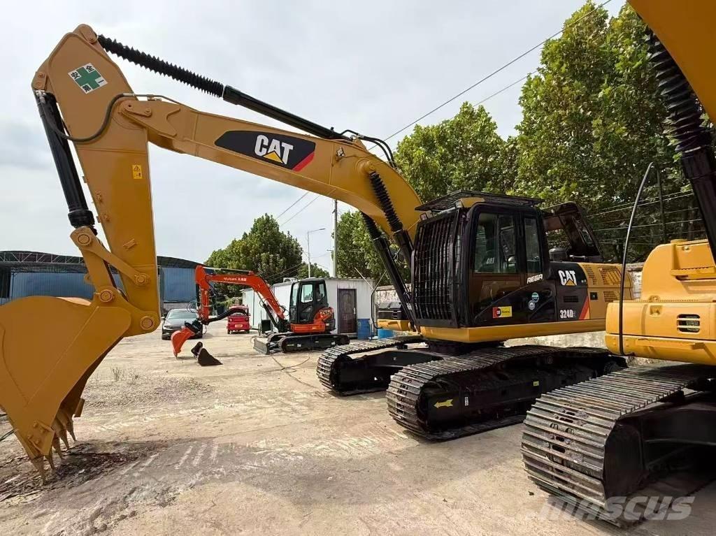 CAT 324 Гусеничні екскаватори
