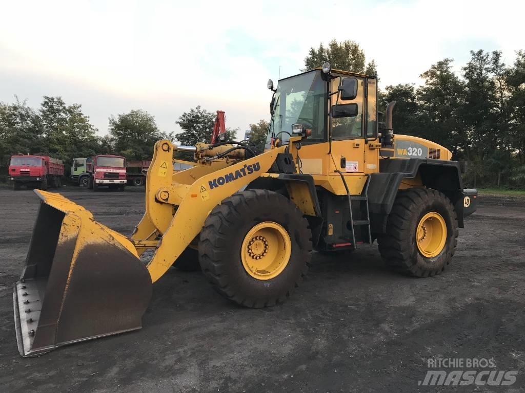 Komatsu WA320-5H Фронтальні навантажувачі