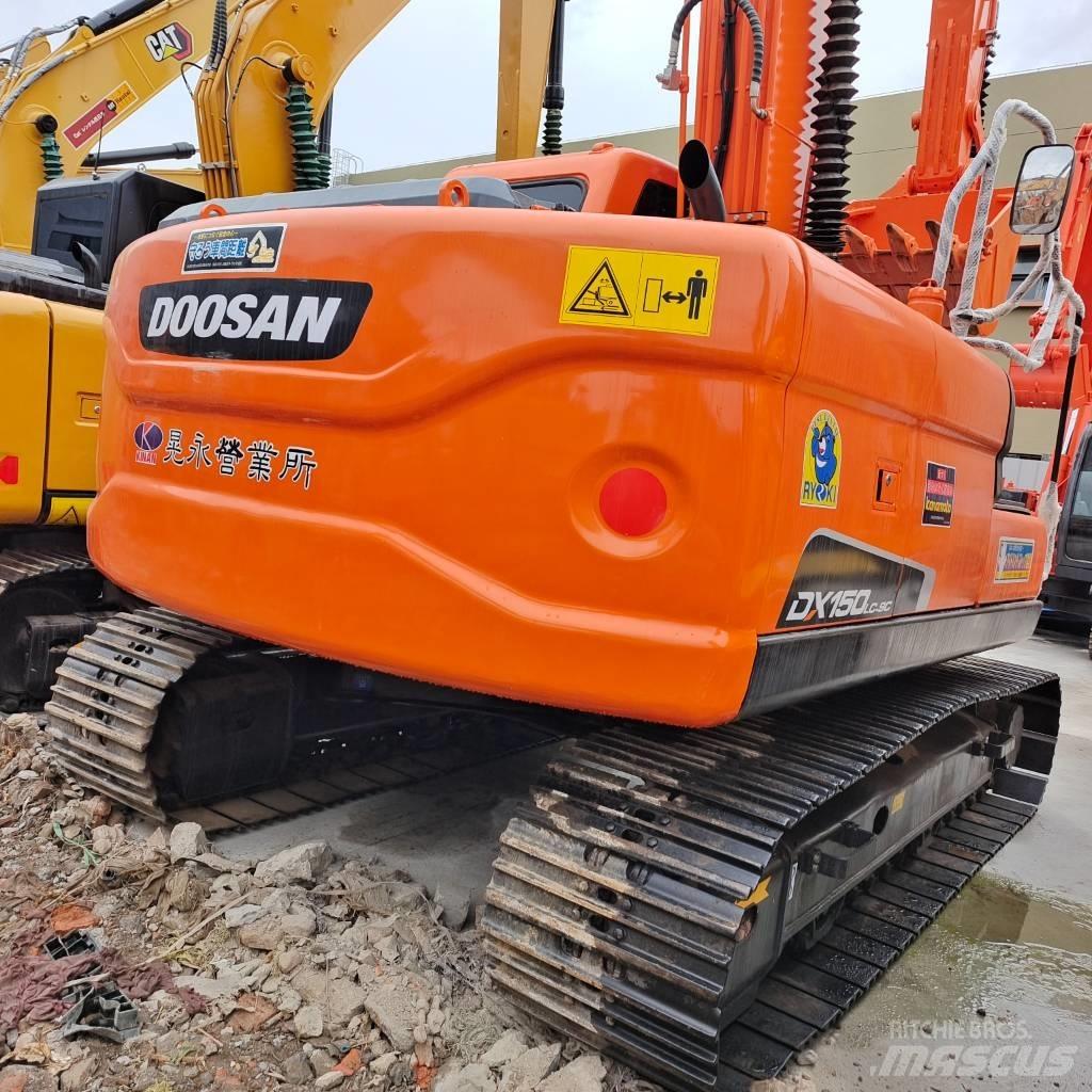 Doosan DX 150 LC Гусеничні екскаватори