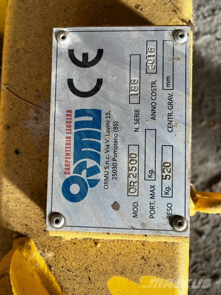  ORMU LAMA NEVE 2500 Снігоочищувальні ножі та плуги