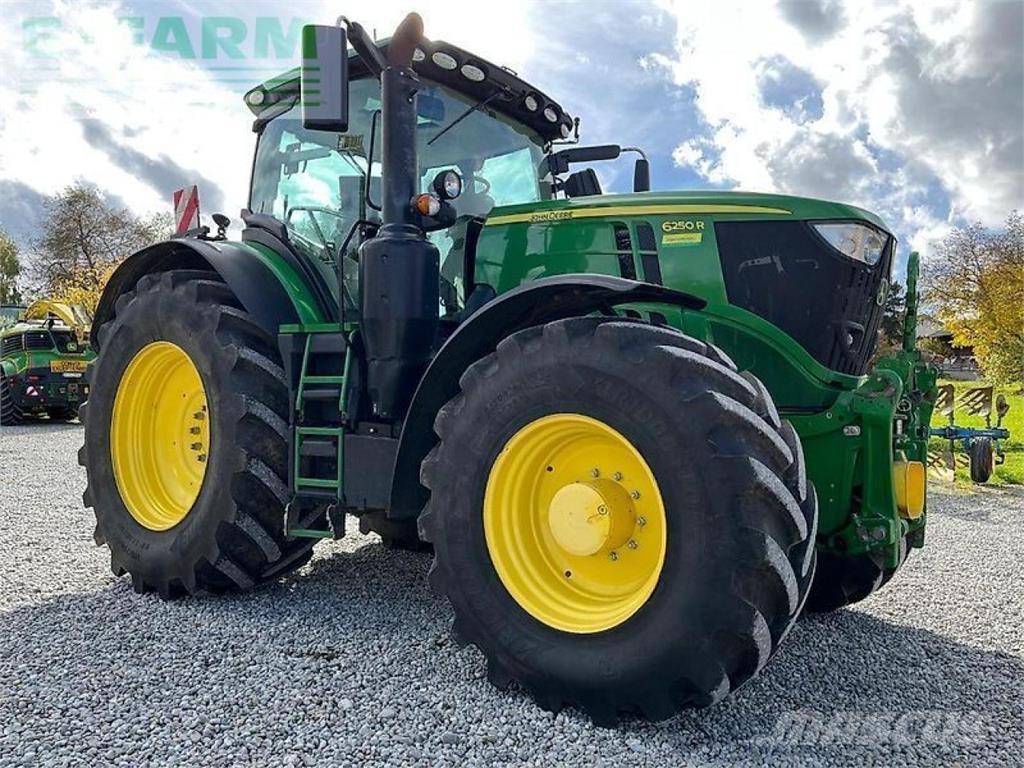 John Deere 6250r Трактори