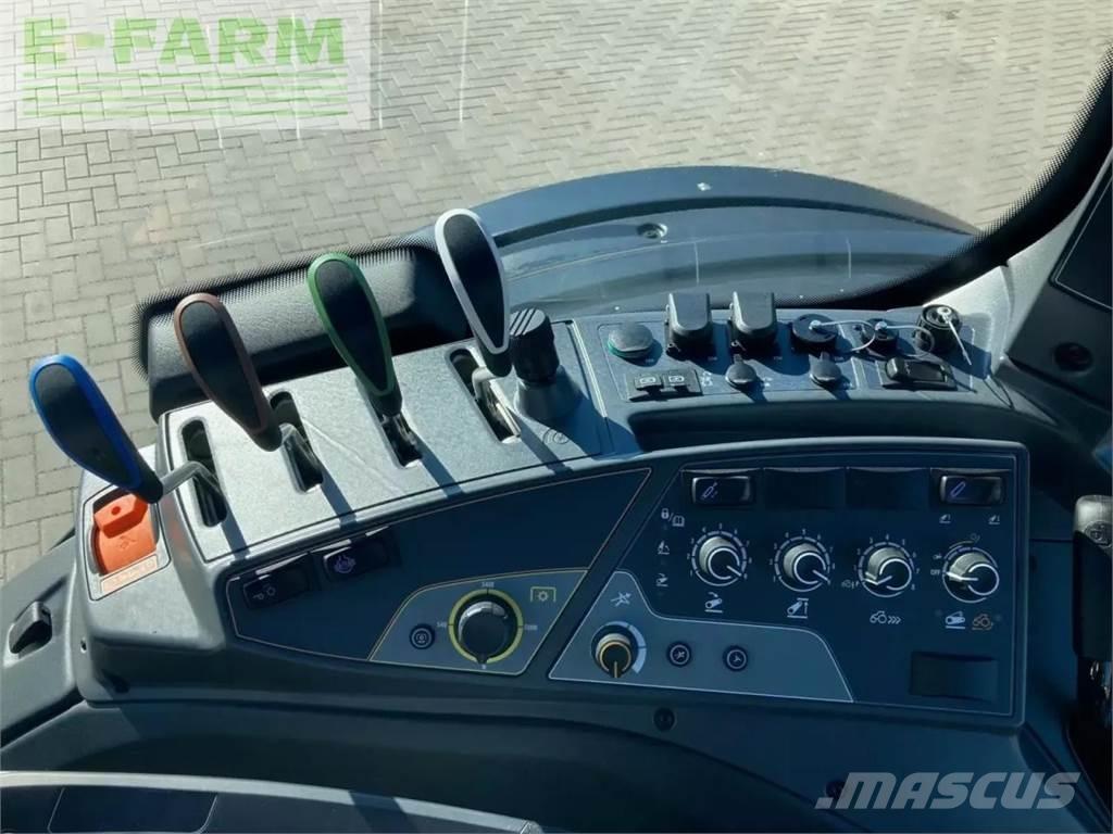 Valtra n 155ea Трактори