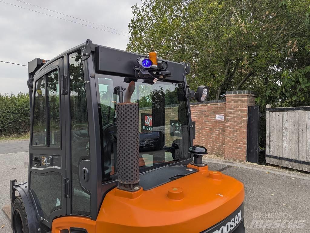 Doosan D 35 C-9 Дизельні навантажувачі