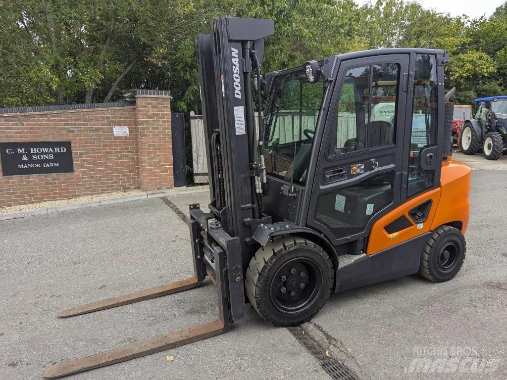 Doosan D 35 C-9 Дизельні навантажувачі