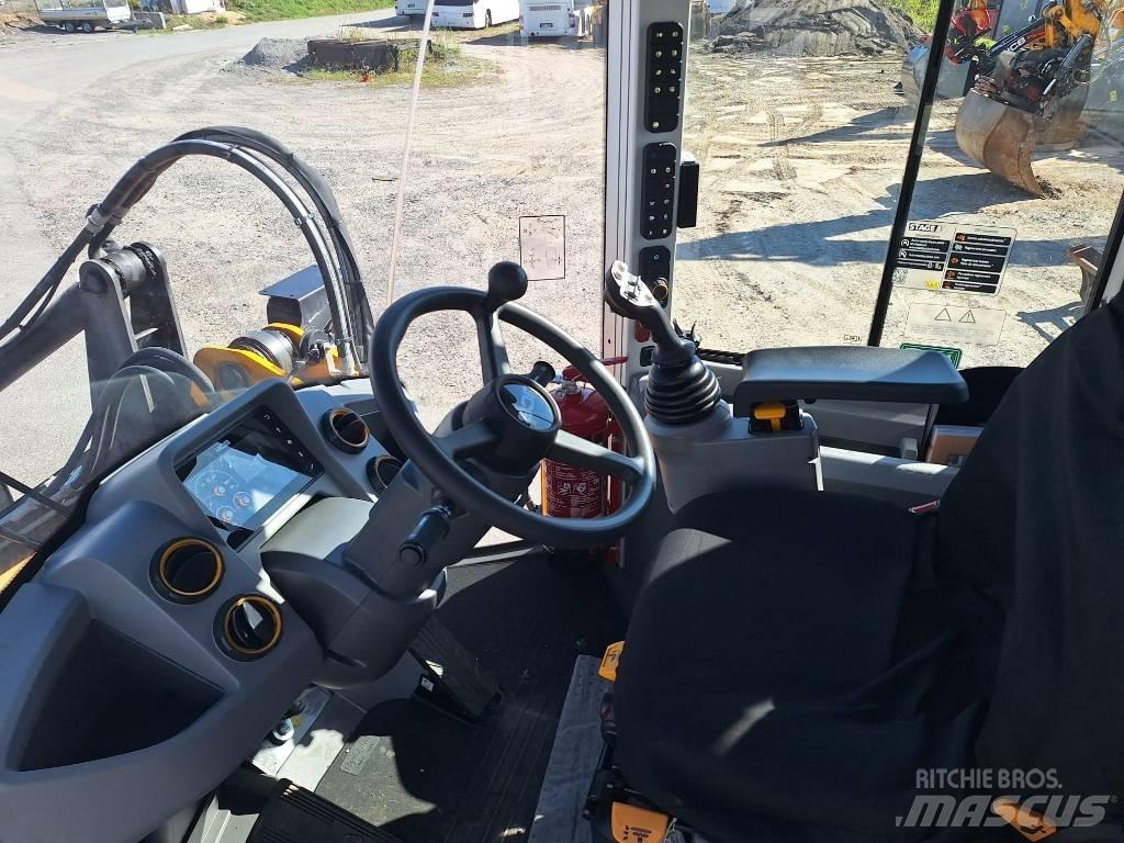 JCB 413 K SV NE Фронтальні навантажувачі