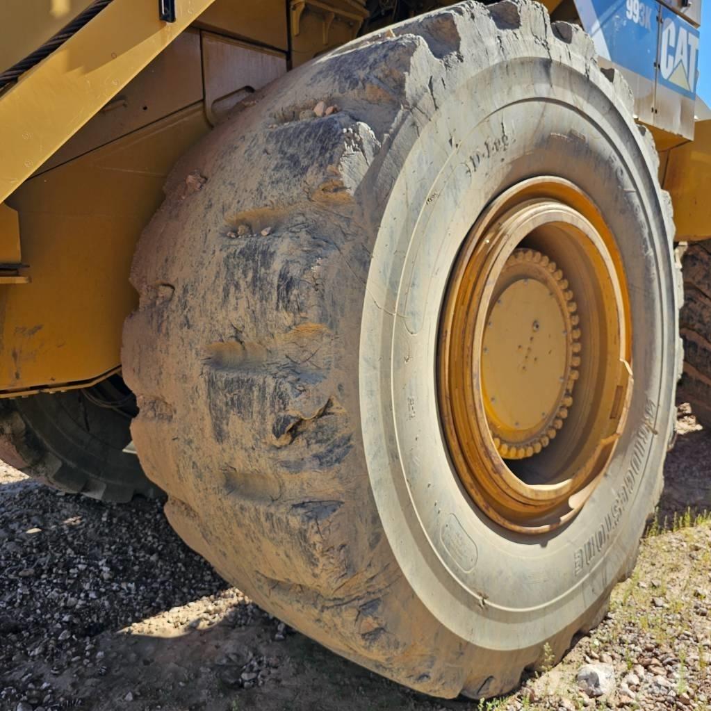 CAT 993K Фронтальні навантажувачі