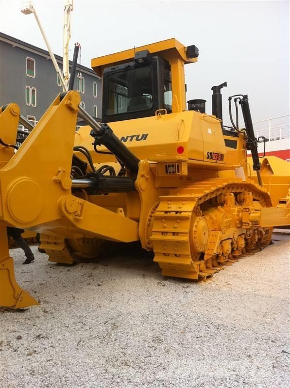 Komatsu d65ex-16 Гусеничні бульдозери