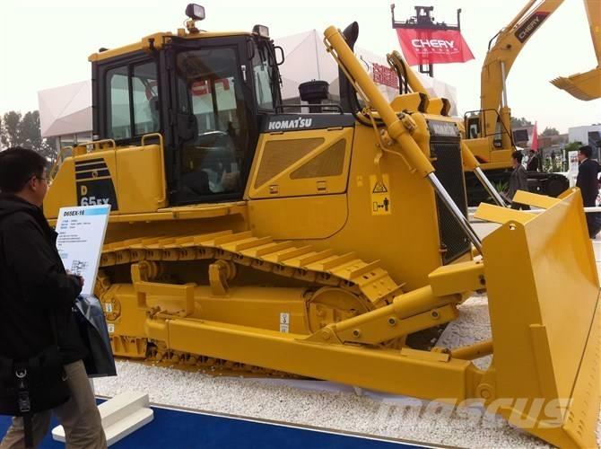 Komatsu d65ex-16 Гусеничні бульдозери