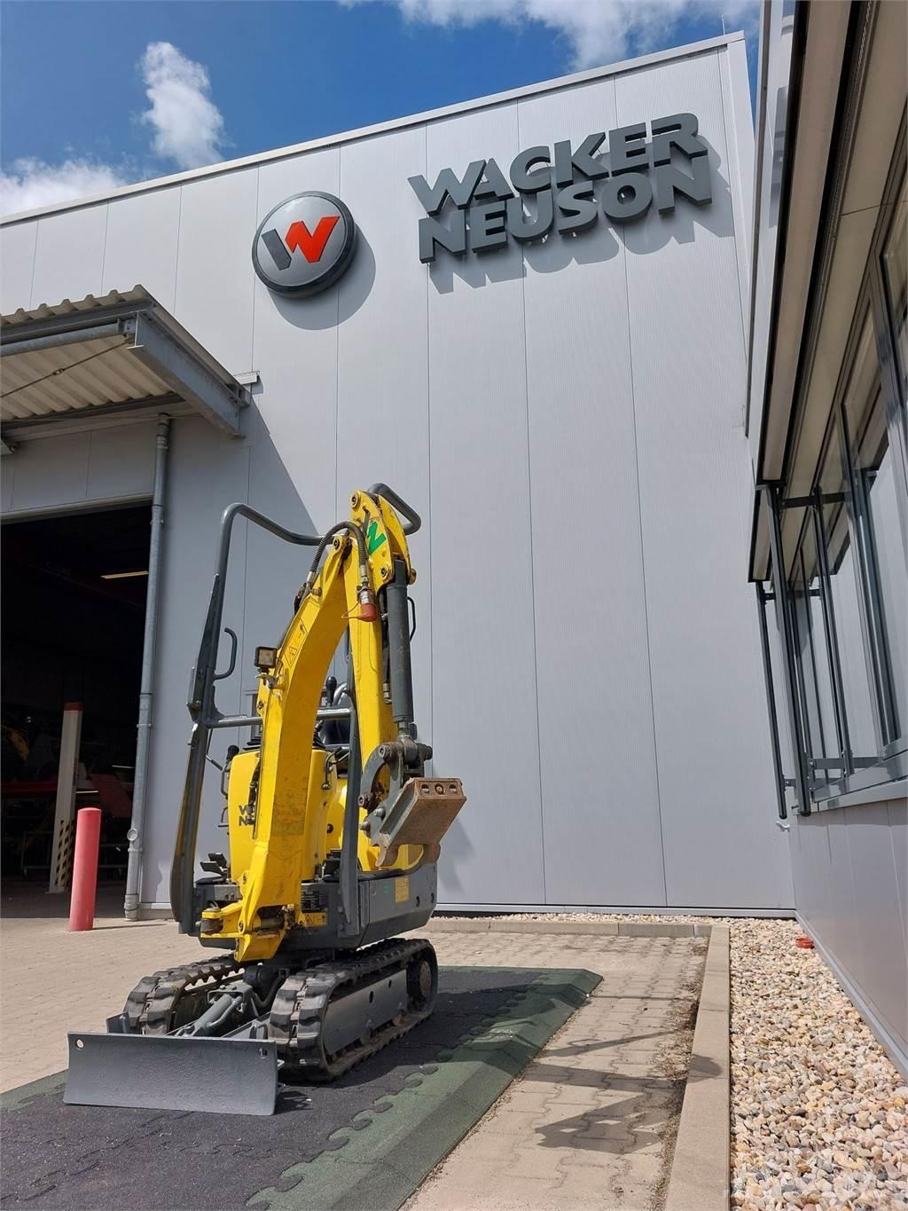 Wacker Neuson 803 Гусеничні екскаватори