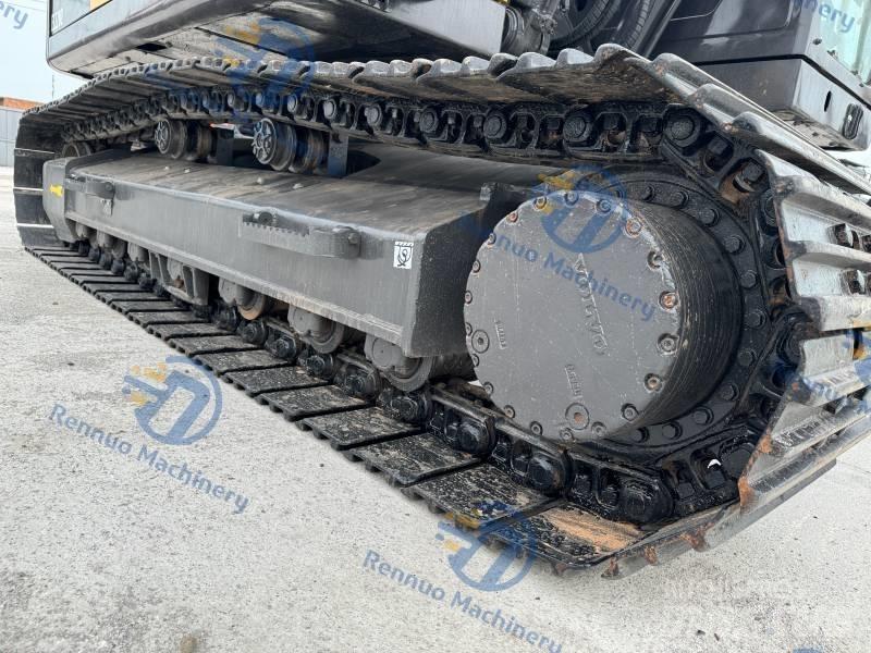 Volvo EC 220 D Гусеничні екскаватори