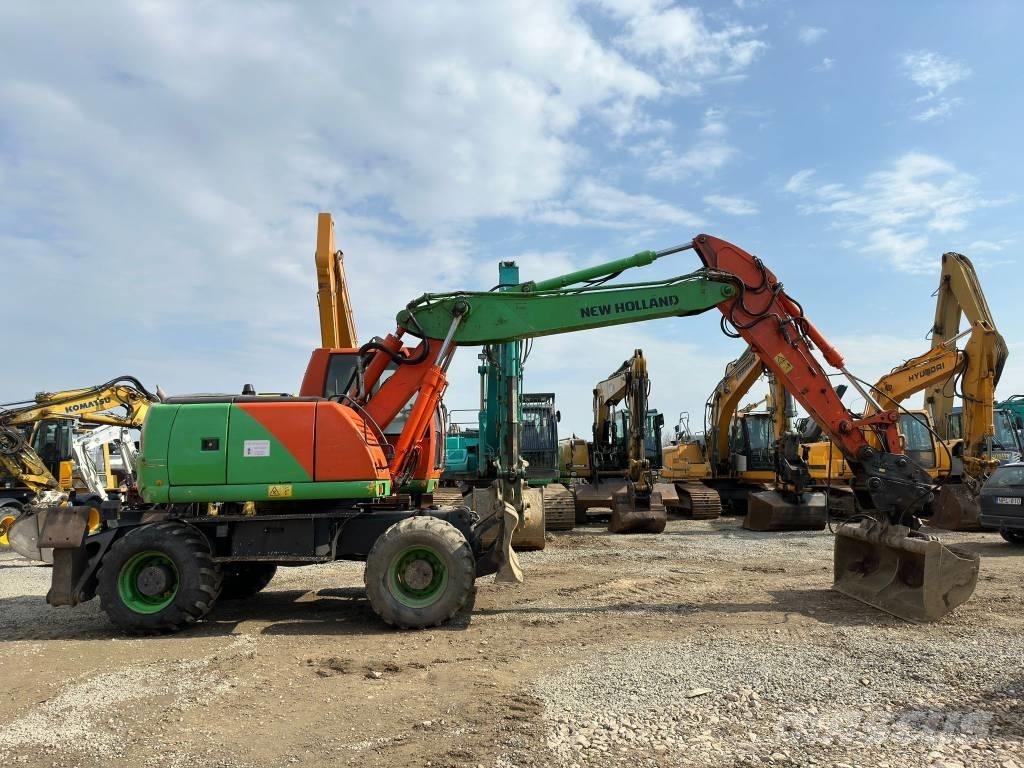 New Holland MH Plus Колісні екскаватори