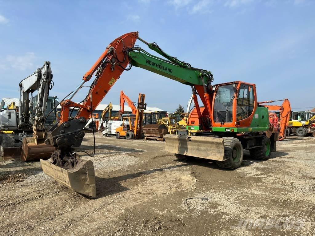 New Holland MH Plus Колісні екскаватори