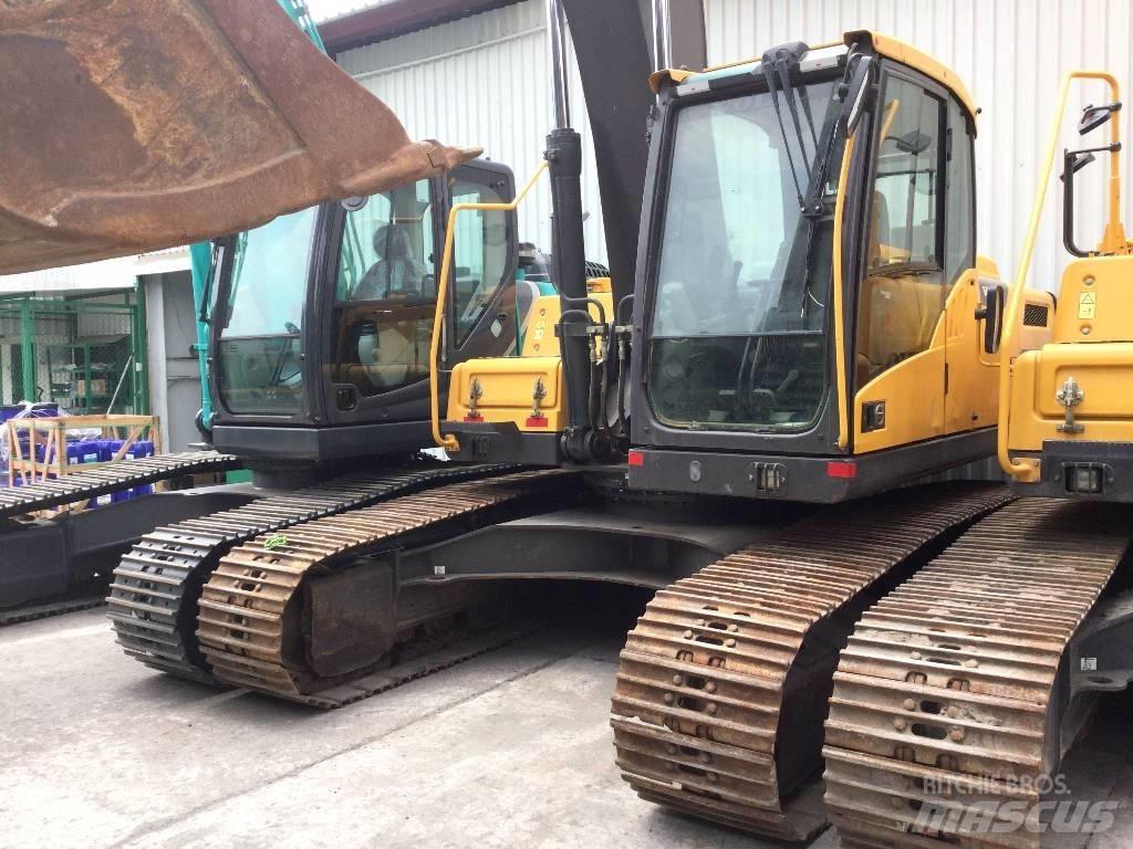 Volvo EC220DL Гусеничні екскаватори