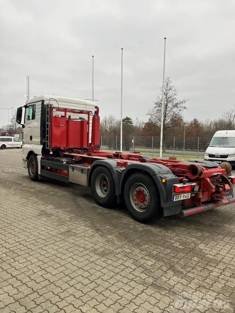 MAN TGX 26.500 6X2 Вантажівки з гаковим підйомом