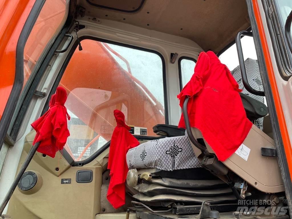 Doosan DH 220 Гусеничні екскаватори