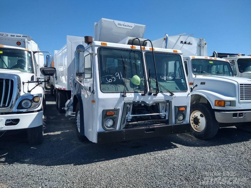 Mack LEU613 Сміттєвози