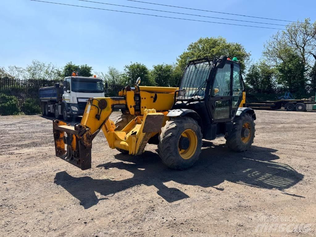 JCB 535-125 Телескопічні навантажувачі