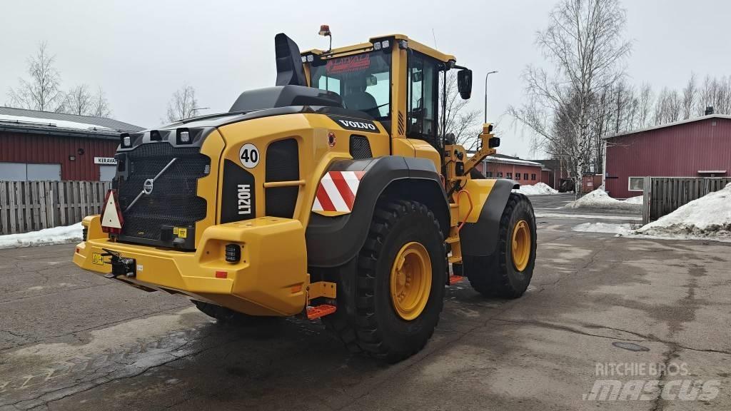 Volvo 120H Фронтальні навантажувачі