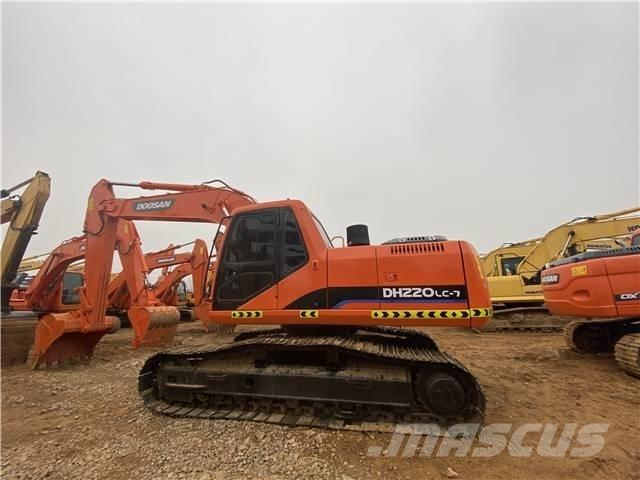 Doosan DH220LC-7 Гусеничні екскаватори