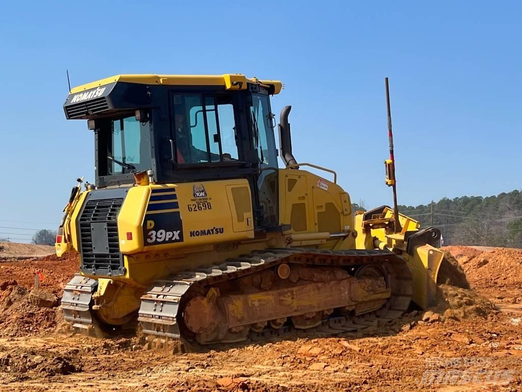 Komatsu D39px-24 Гусеничні бульдозери