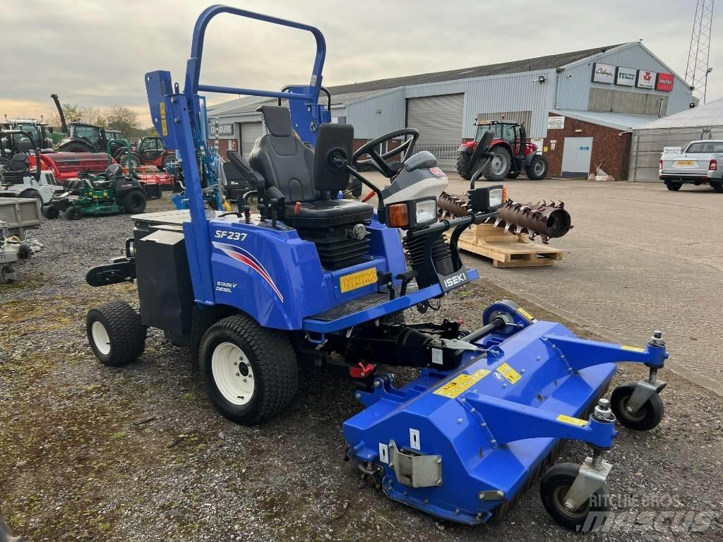 Iseki SF237 Самохідні газонокосарки