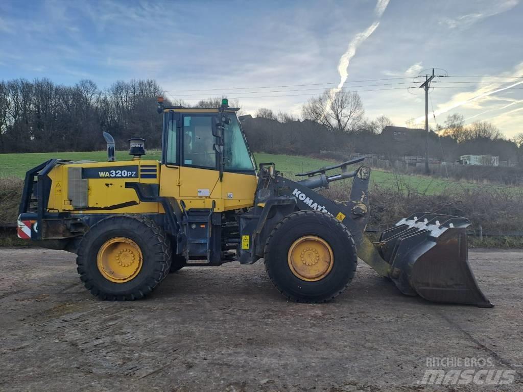Komatsu WA 320 PZ-6 Фронтальні навантажувачі