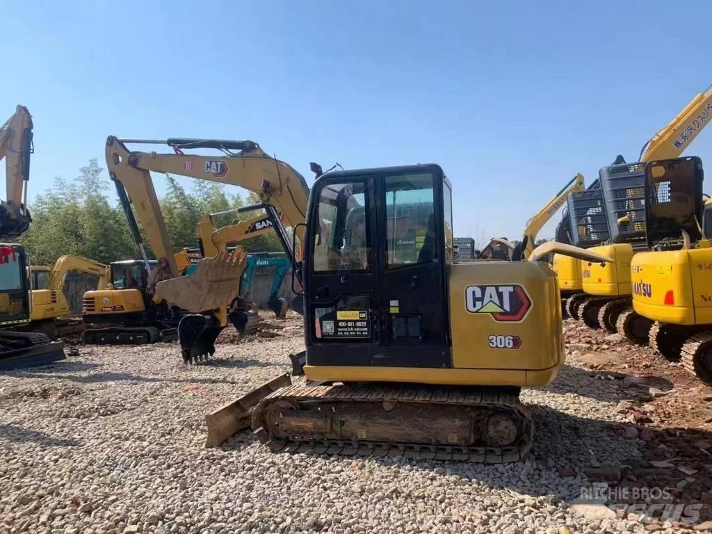 CAT CAT306E Гусеничні екскаватори