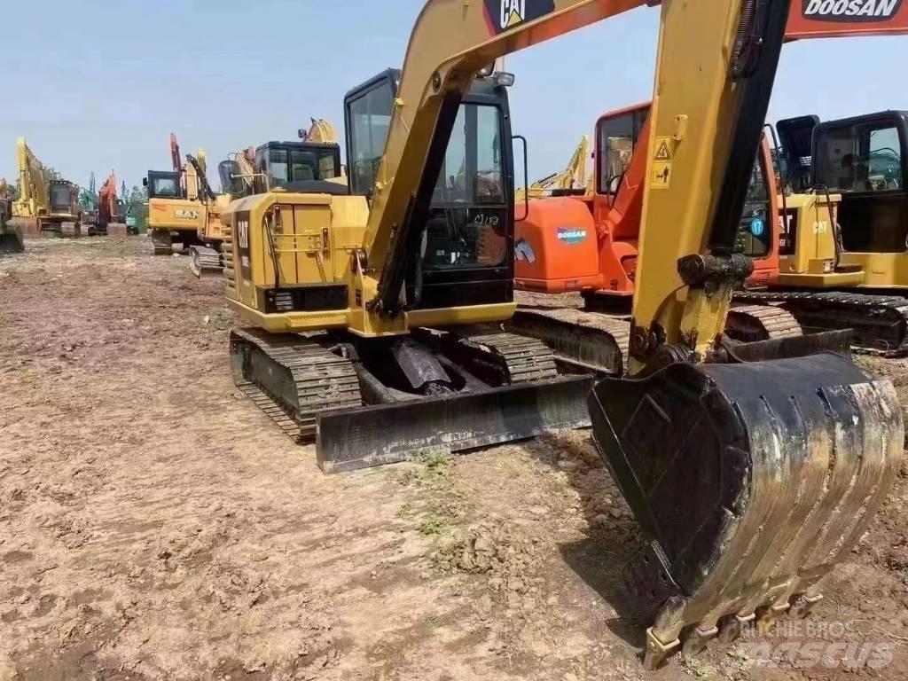 CAT CAT306E Гусеничні екскаватори