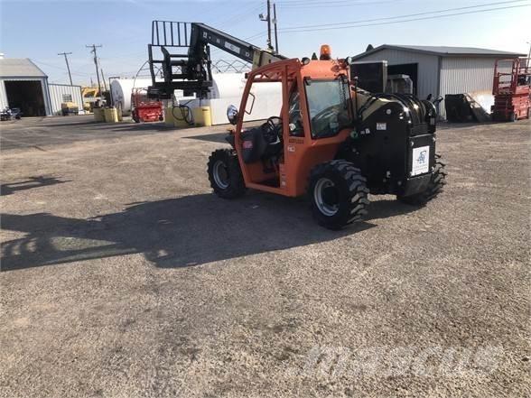 JLG G5-18A Телескопічні навантажувачі