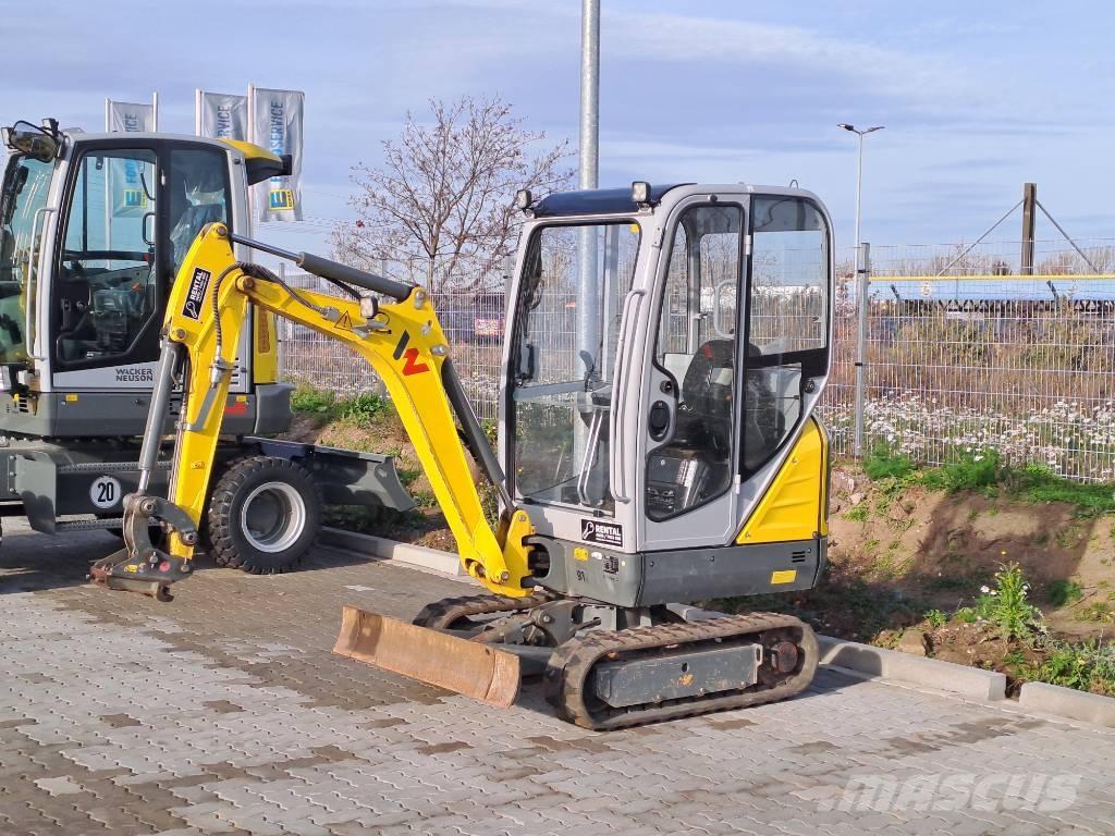 Wacker Neuson ET16 Гусеничні екскаватори