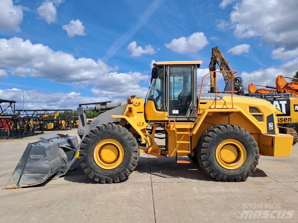 Volvo L105 Фронтальні навантажувачі