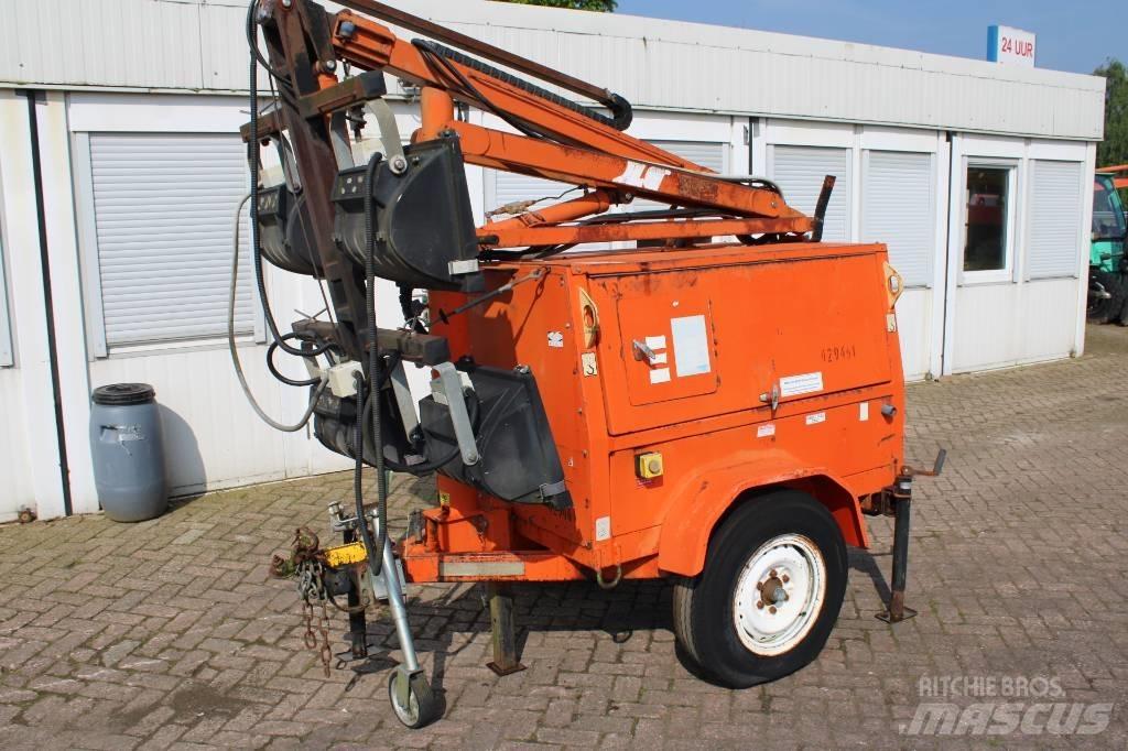 JLG 6308 AN Освітлювальні вежі