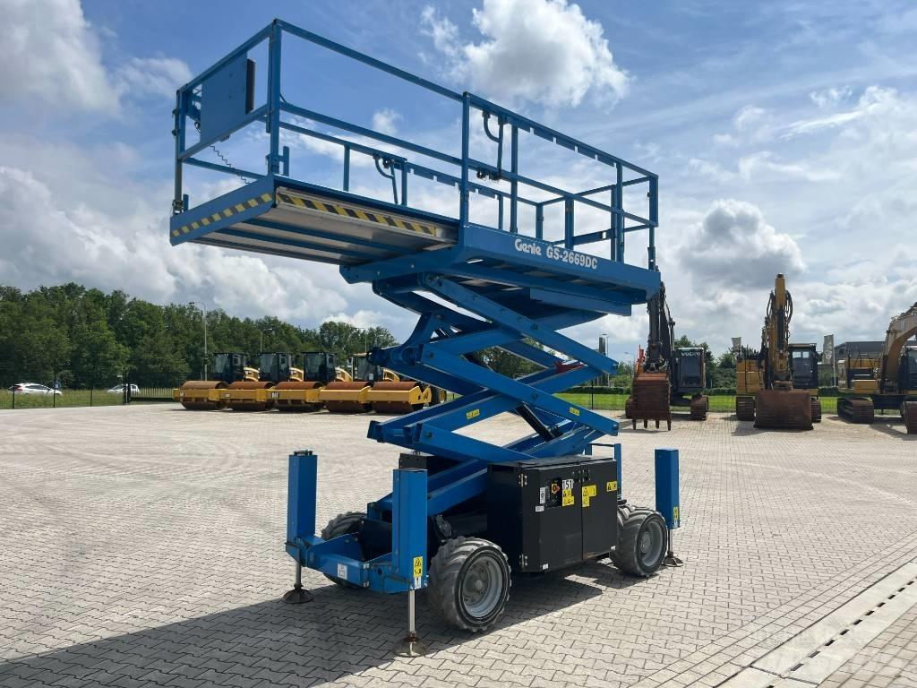 Genie GS 2669 DC Підйомники-ножиці