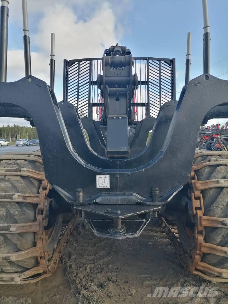 Komatsu 875 Форвардери