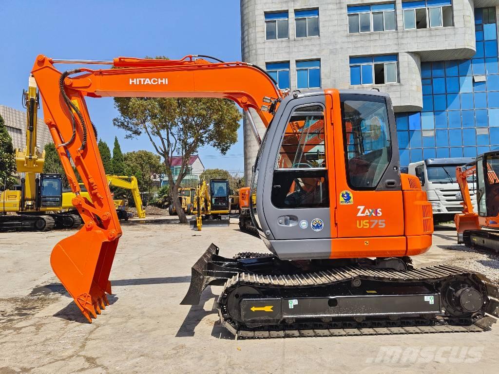 Hitachi ZX 75 US Середні екскаватори 7т. - 12т.
