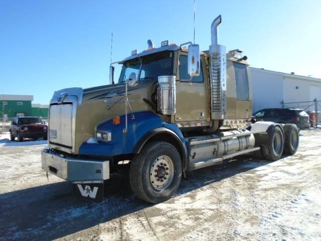 Western Star 4900 SB Тягачі