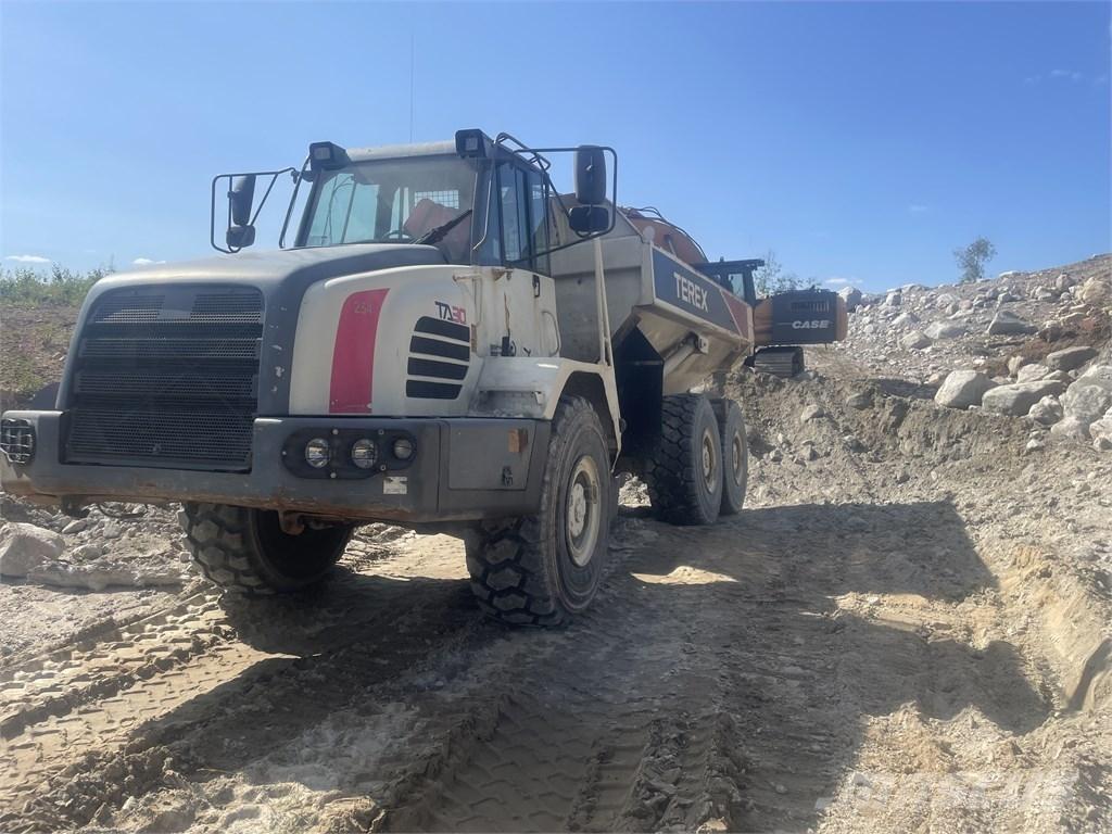 Terex TA 30 Зчленовані самоскиди