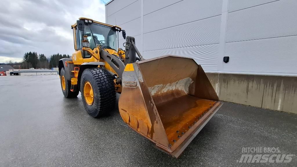 Volvo L90H Фронтальні навантажувачі
