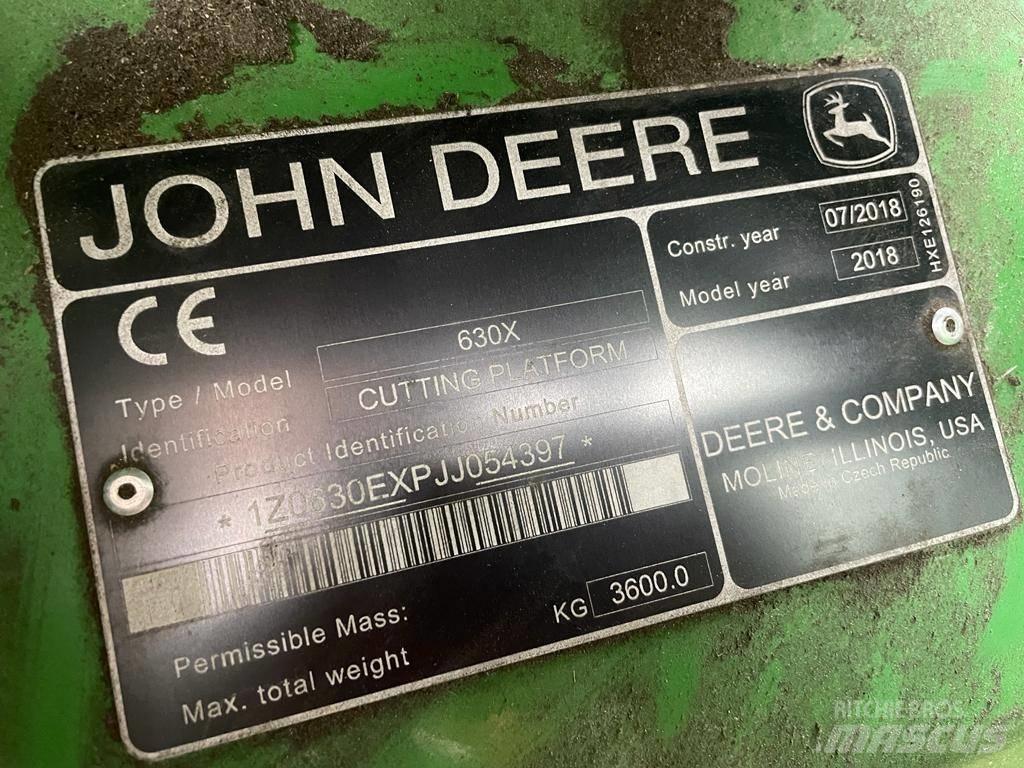 John Deere 630x Додаткове обладнання для збиральних комбайнів