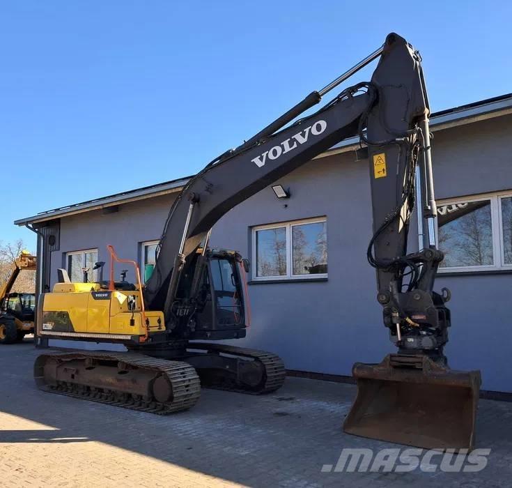 Volvo EC 220 DL Гусеничні екскаватори