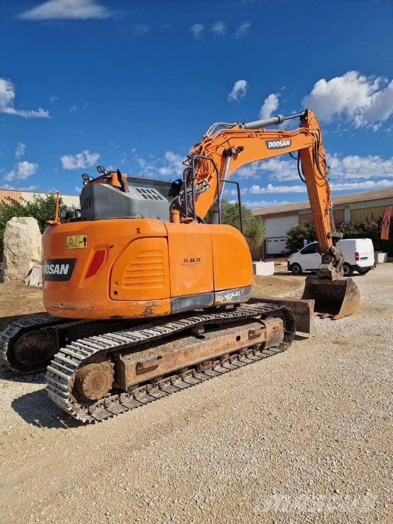 Doosan DX 140 LCR Гусеничні екскаватори