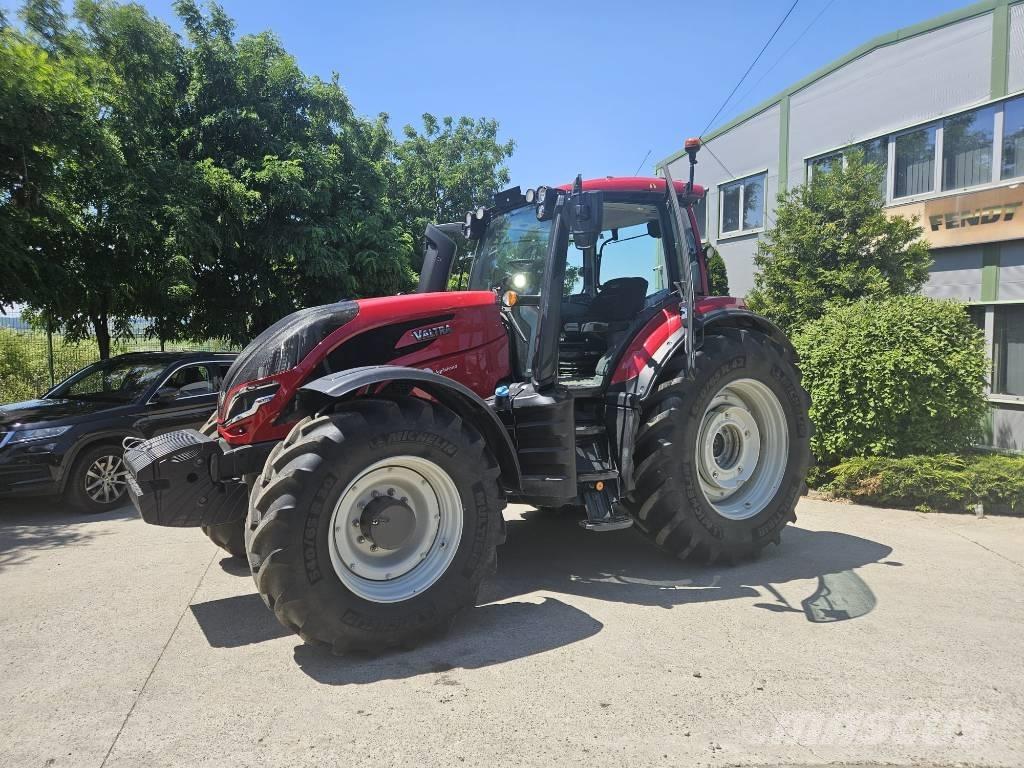 Valtra T 195 Active Трактори